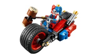gotham-city-chase-lego-harley-quinn
